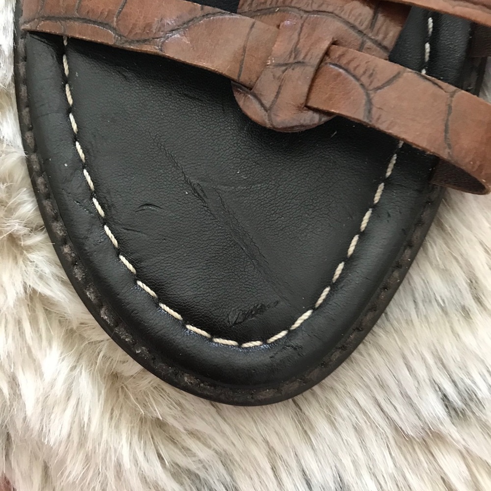 Stuart weitzman SOLD - Picture 2 of 6